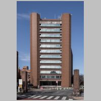 Administration Bureau Building, the University of Tokyo, photo Kakidai, Wikipedia.jpg